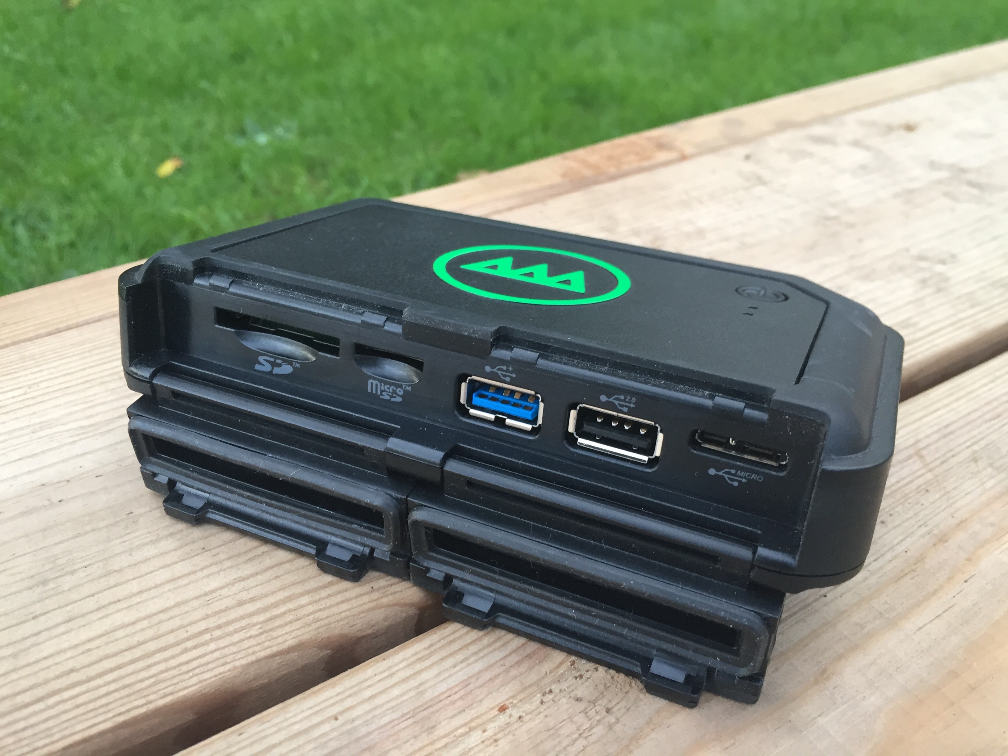 Here you see the ports, and the weather sealing on the doors